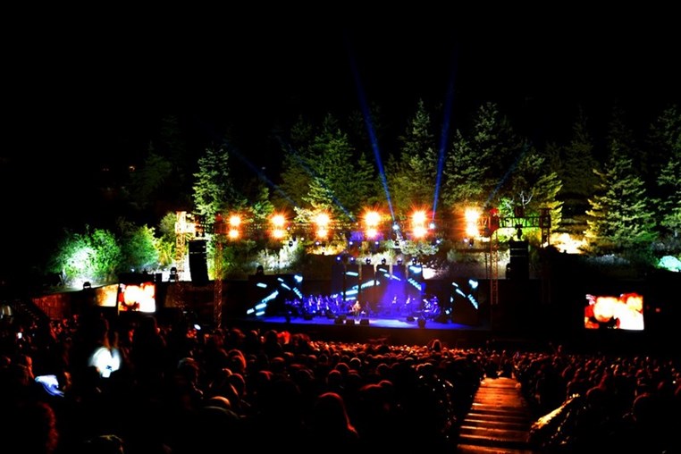 Kadim Al Sahir at Ehden